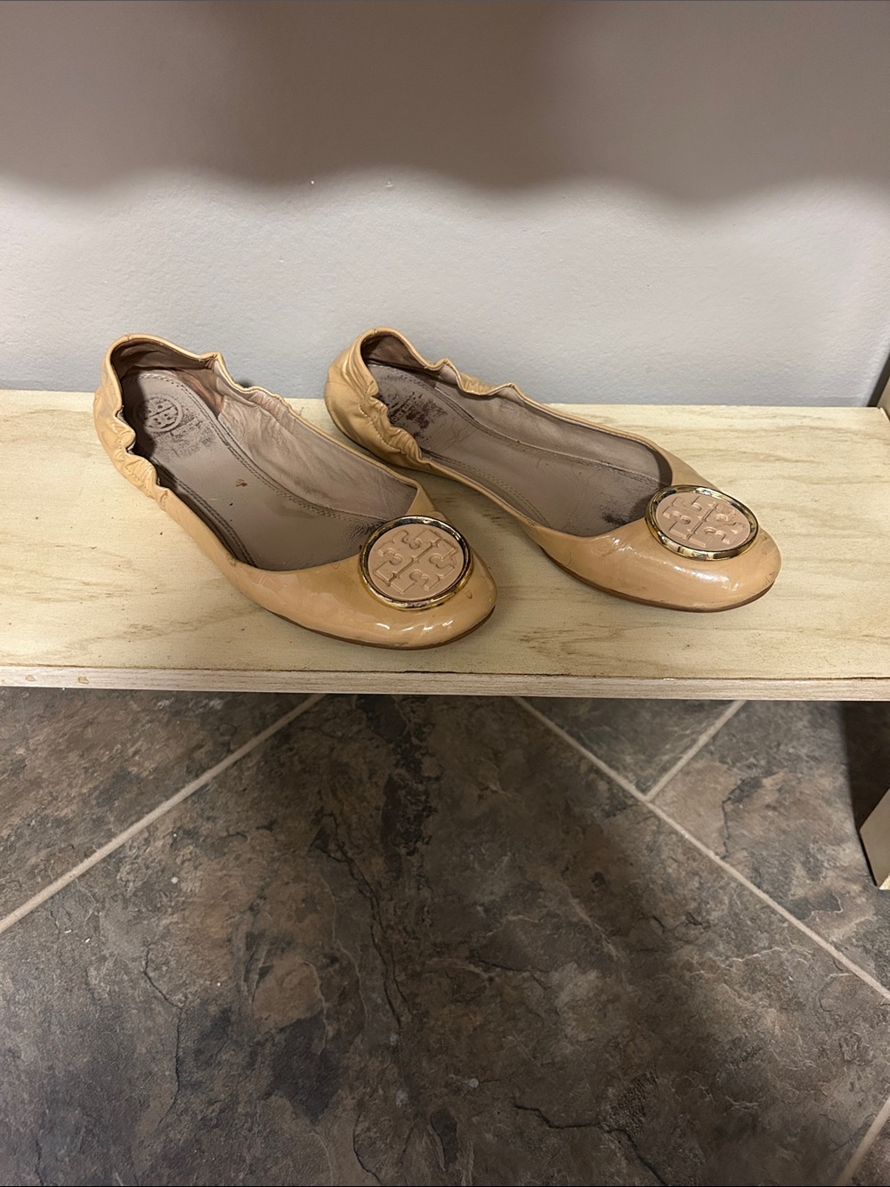 Tory Burch Patent Leather Ballet Flats in Nude
